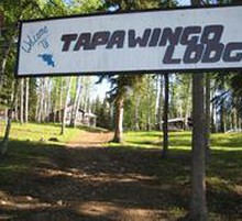 Entrance sign at Tapawingo Lodge