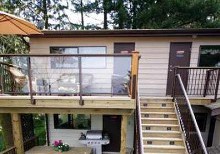 Guest accommodations at The Fraser River's Edge B&B Lodge