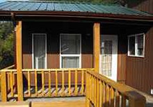 Guest cabin at Island Tides Outdoor Lodge