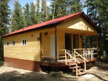 Blue Lakes Resort guest housekeeping cabin