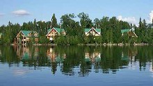 Lakeview of guest cabins at Booi's Fly-In Lodge