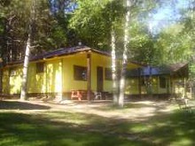 Large guest cabin at Eagle Lake Lodge