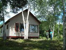 Guests return to cabin at Island Vacation Retreat