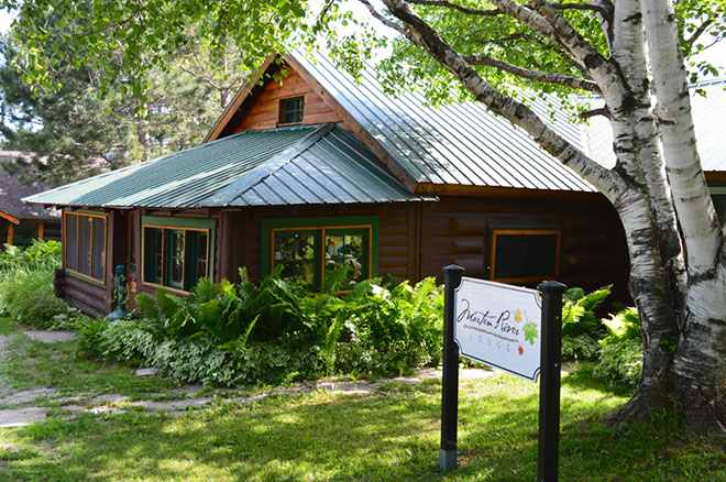 Log guest cabins at Marten River Lodge