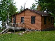 Lake view cottage at Mountain View Camp