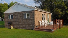 Guest cabin with deck at Peffley's Canadian Wilderness Camp