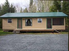 Guest cabin at Pine Cliff Lodge