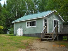 housekeeping cabin at Pine Point Resort