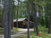 Pine Portage Lodge guest cabin