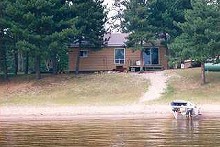 Red Pine Lodge waterfront cabin