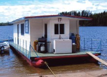 Rental houseboat at Riviere La Galette