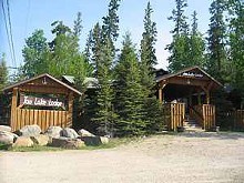 Lakefront guest cabins at Jan Lake Lodge