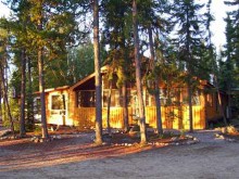 Guest cabin in the trees at Minor Bay Lodge