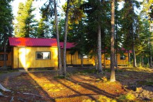 Guest cabins at Wolf Lake Lodge